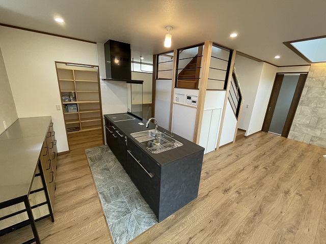 %e5%86%99%e7%9c%9f-2025-12-08-10-51-55